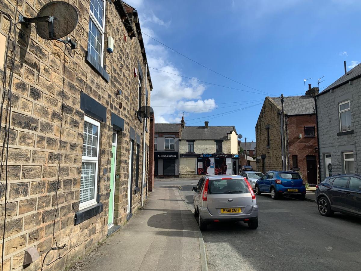 Contemporary & Chic Inner Terrace 5 Mins From Barnsley Town Centre Exteriör bild