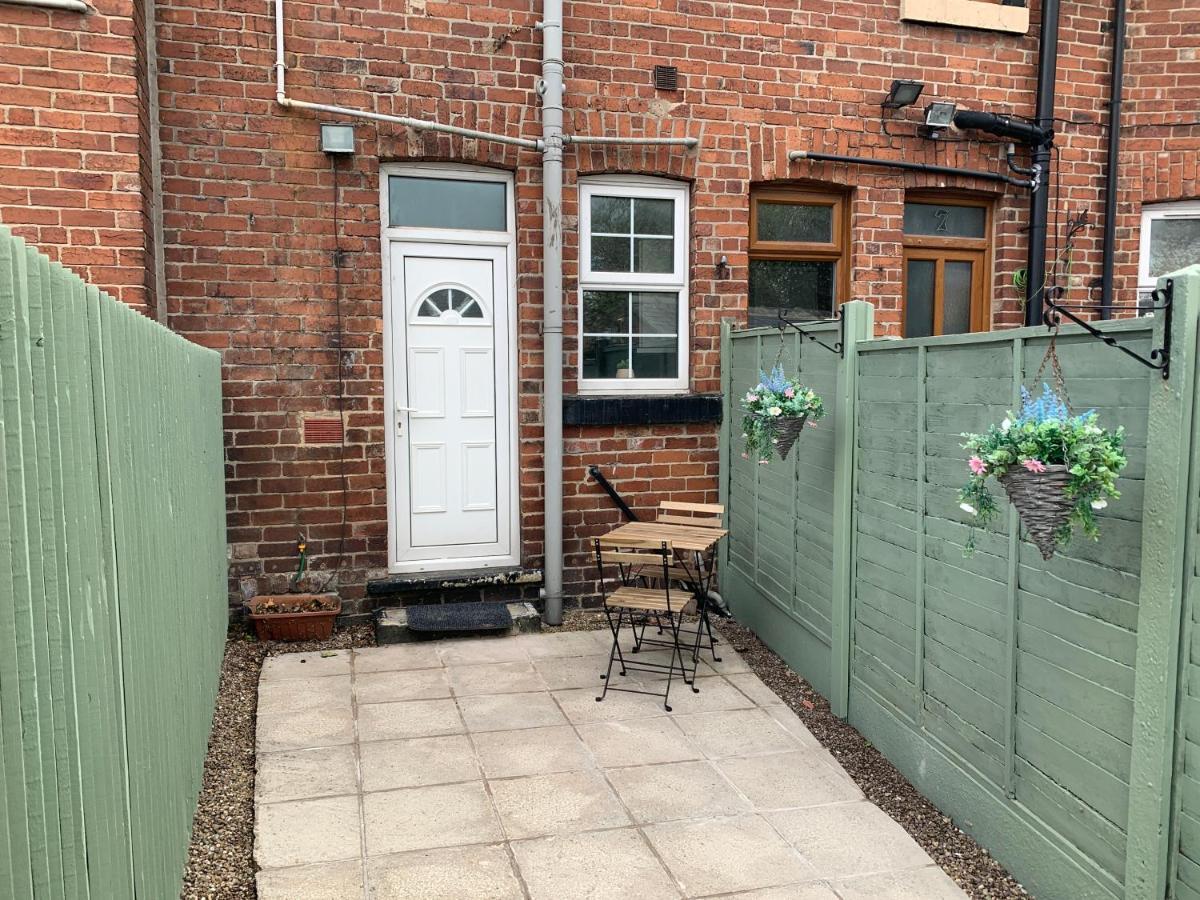 Contemporary & Chic Inner Terrace 5 Mins From Barnsley Town Centre Exteriör bild