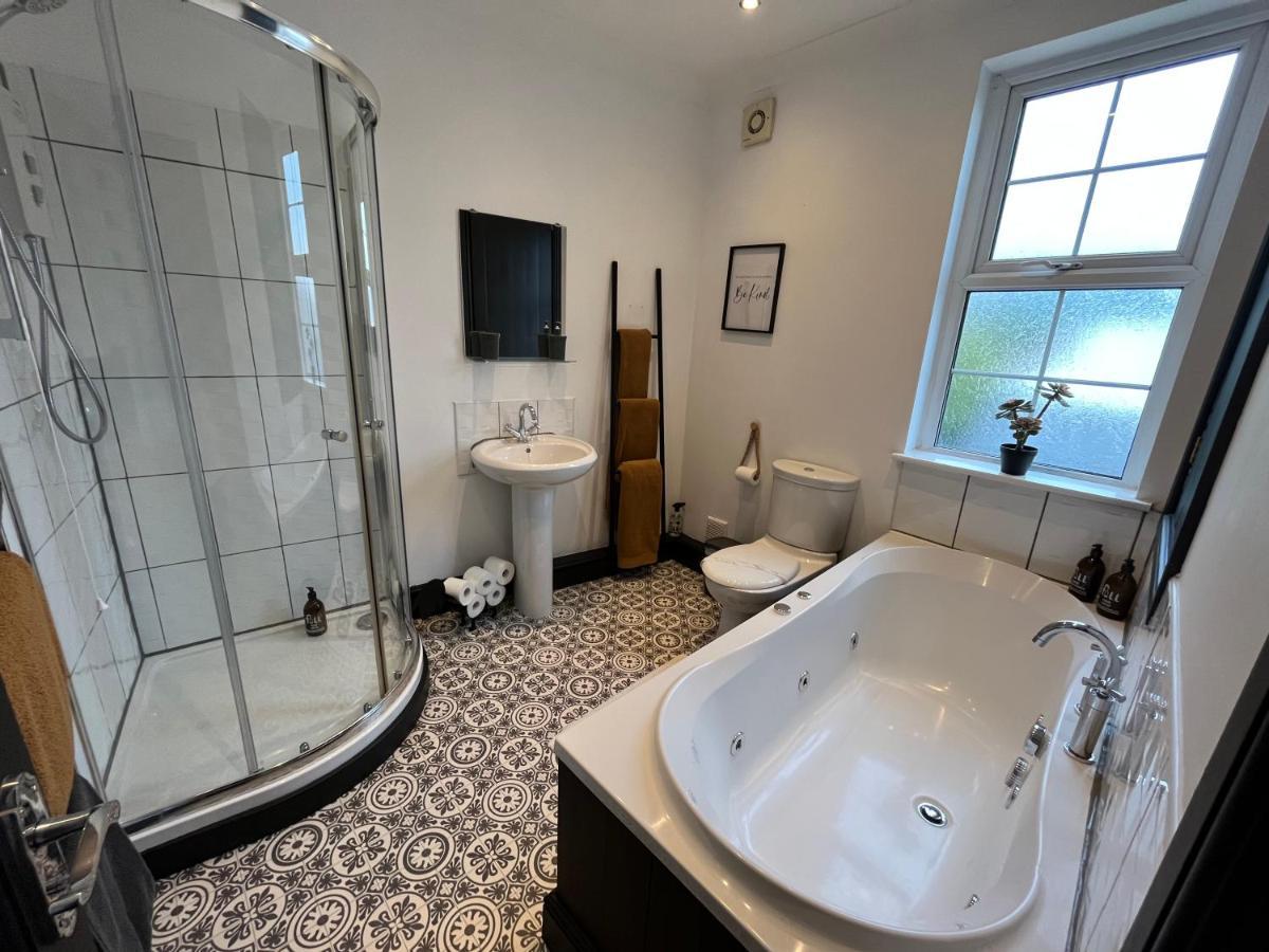 Contemporary & Chic Inner Terrace 5 Mins From Barnsley Town Centre Exteriör bild